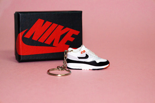 Nike Air Max 1 VNTG – OG White – Navy – Red Sneaker Keychain